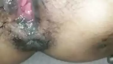 Desi girl pussy fingering her lover