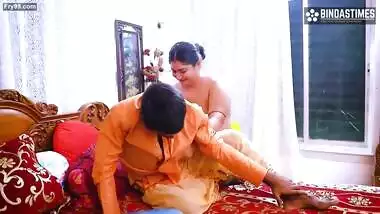 Jamindaar Babu Ko Chahiye Bade Chuji wali Naukarani Se Sambhog