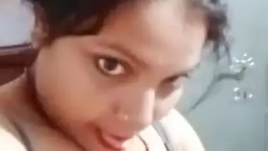 Hot slutty Bhabhi undressed selfie video