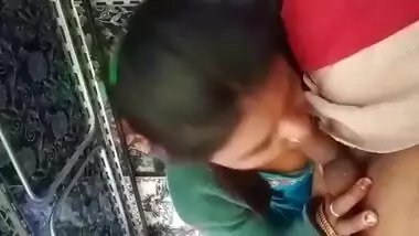 Desi Village Gf Sucking Bf Dick