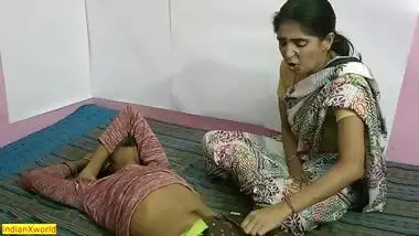 Hot Bhabhi Begged NOT TO STOP AND CUM INSIDE HER!!