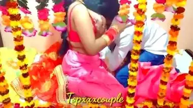 Indian Desi Bhabhi In Desi Ladki Ki Sugahraat Ki Chudai Full Video