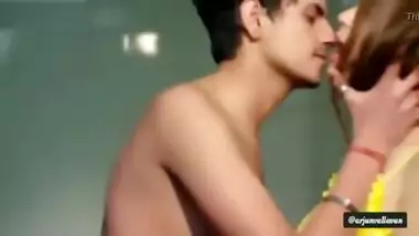 Indian Bhabhi Erotic Shower Sex With Servant