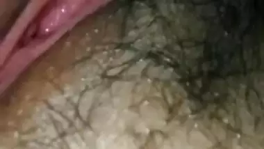 Bangla desi muslim slut fingering pussy 