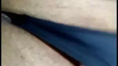 Desi aunty show her pussy selfie cam video