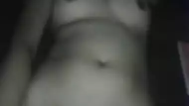 Desi Hot Bhabhi Nisha Silver Showing Her Nude