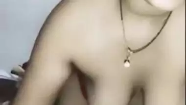 Nasty Desi XXX bitch gets cum facial on live cam sex show