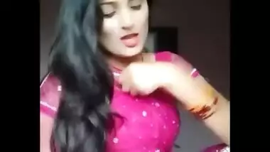 cute housewife bhabhi heena kumari exposing navel in transparent saree