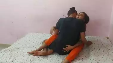 Mast Desi girl fucking porn video