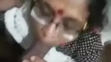 Indian granny sucking dick