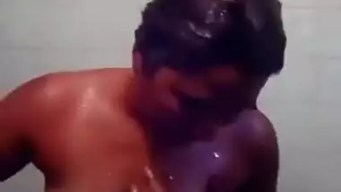 Swathi Naidu Unseen Bathing Clip