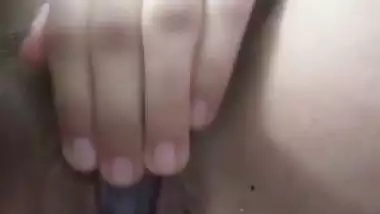 Mast maal pussy rubbing and viral desi fingering