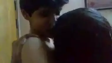 Desi Bhabhi do Chudai with Indian horny young Devar