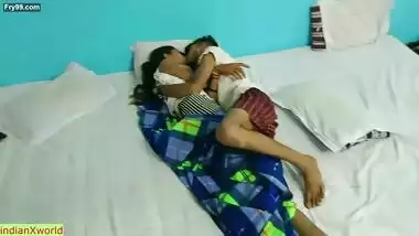 Indian hot teen girl amateur sex with classmate!