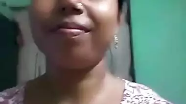 Bengali Aunty Showing Her Boobs & Pussy Part 2