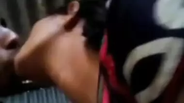 Leaked video of sexy Bengali GF kissing and fucking with BF