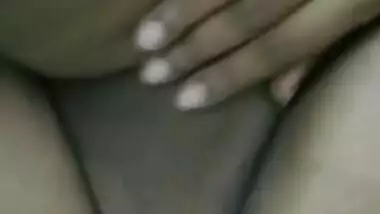 desi aunty hot pussy show and fingring 3