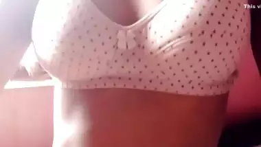 Indian Sexy Beautiful Girl Hot Video 69