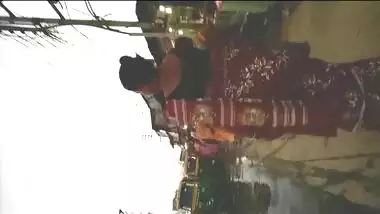 Desi big ass aunty walk