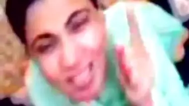 Sexy Muslim aunty sucking her son’s dick