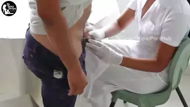 දොස්තර නෝනා හින්දා මන් සතුටෙන් Sri Lankan Docter Test Patient Sex Plesher Allow Me To Fuck Her Hard