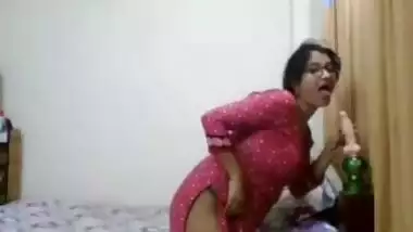 hot paki babe on cam will dump full collection soon