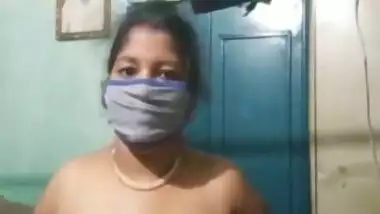 Today Exclusive- Horny Desi Girl Nude Dance