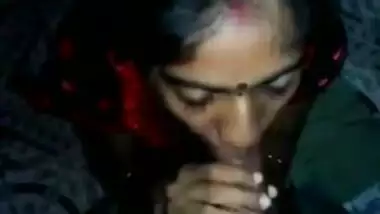 Indian passionate cocksucker