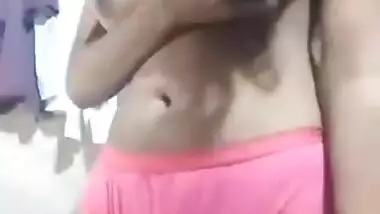 Tamil Girl Showing
