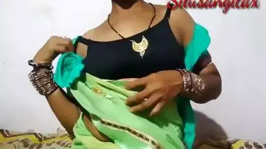 Desi Village Bhabhi Hot Sex Homemade