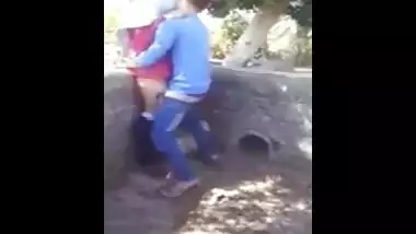 Muslim outdoor porn video of young lovers