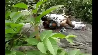 Peeping into couple’s outdoor sex