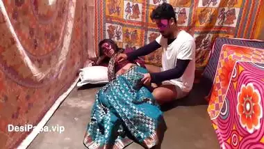 Horny Hot Desi Bhabhi Has Hardcore Sex At Midnight Please Cum Inside My Indian Pussy