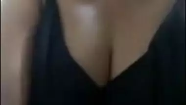 Beautiful girl show big boob