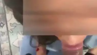 @urbrownslut Indian Slut sucks dick and gets her first Facial