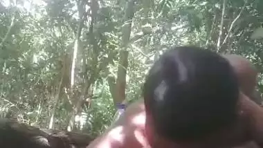 Mature couple fucking in jungle part 3