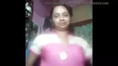 Indian Aunty Boobs Show online sex toy secretsense.in