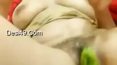 Desi model sleeps but cameraman puts zucchini In XXX slit doing her hard