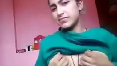 Desi Gf Nude Solo Mms Video