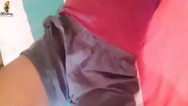 Sri Lankan School Girl Tiktok ස්කුල් යන්න ලෑස්ති වෙලා ටික්ටොක් කරා