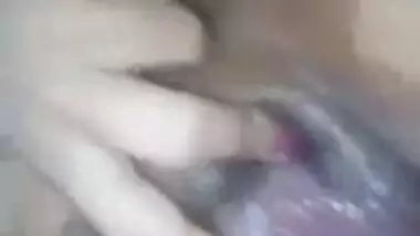 Desi housewife pussy show video