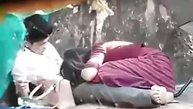 Nepali lovers ke outdoor fuck ka leak mms scandal