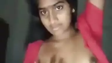 Sexy Indian Teen Housewife Revealing Her Nude Body Parts