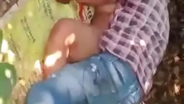 Cute Desi girl Out Door Fucking With Lover Caught