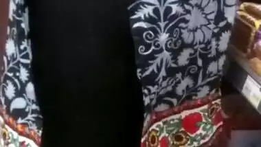 Candid indian busted sexy saree slit vpl booty jiggle