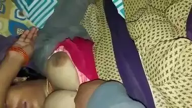 Village bhabhi hairy pussy