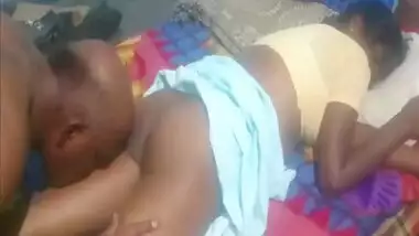 Tamil bhabhi se bur chudai khel ki antarvasna sex video