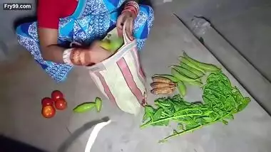 Indian Vegetables Selling Girl Hard Public Sex With Uncle