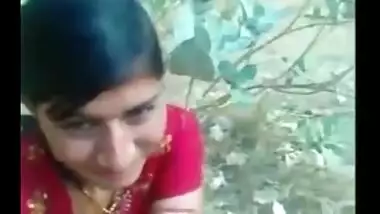 Indian porn sites presents Punjabi village girl outdoor sex with lover