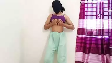 Garments Girl Ritu Sen Masturbated With Ice Cream